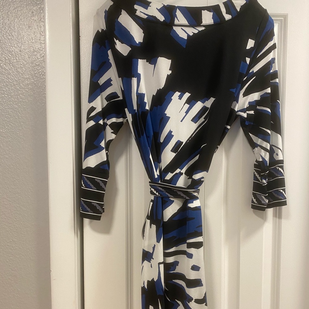BCBG Max Azria Dress Med